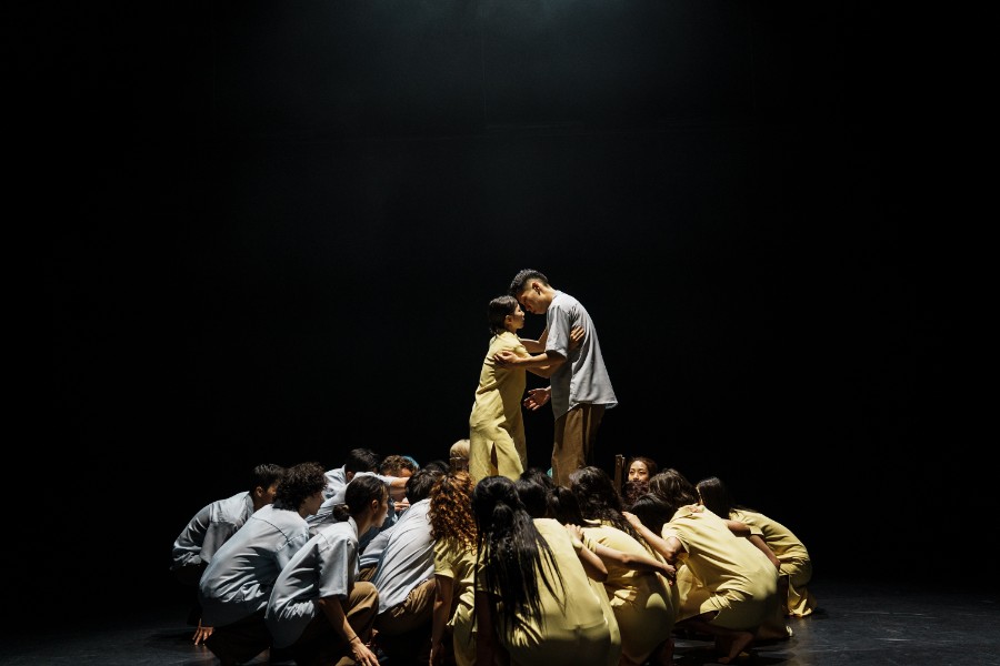 해니, 미스터 크리스 on Sync Next 25 멀티미디어 이미지