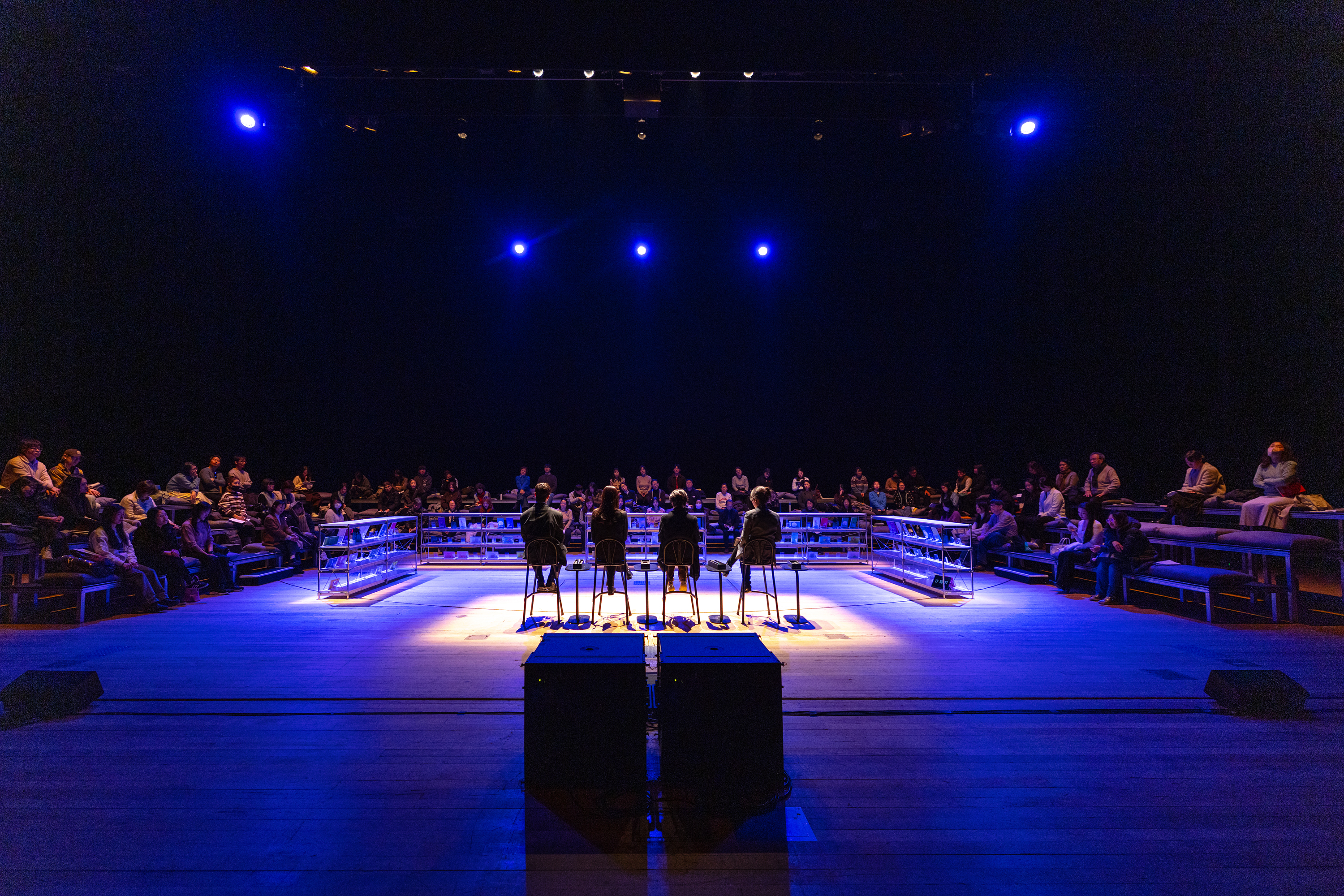 리딩 & 리스닝 스테이지 멀티미디어 이미지