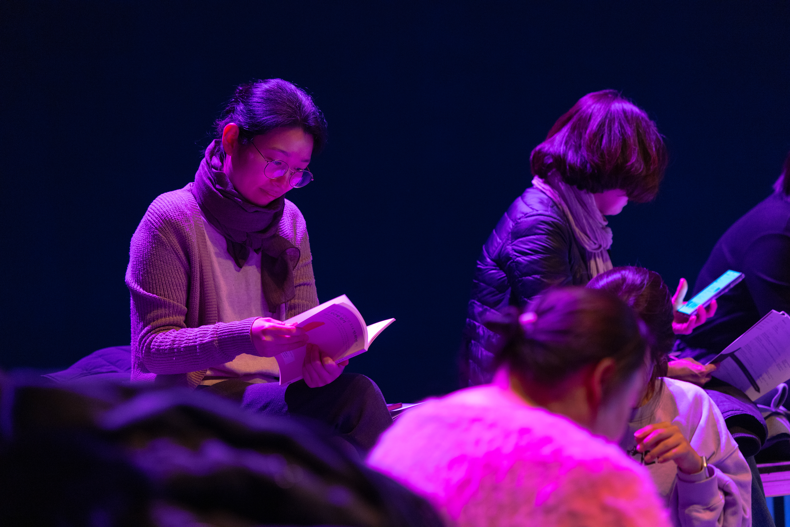 리딩 & 리스닝 스테이지 멀티미디어 이미지