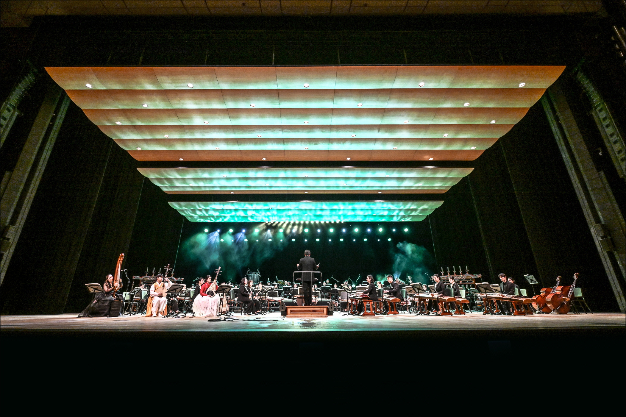 믹스드 오케스트라 〈넥스트 레벨〉 멀티미디어 이미지