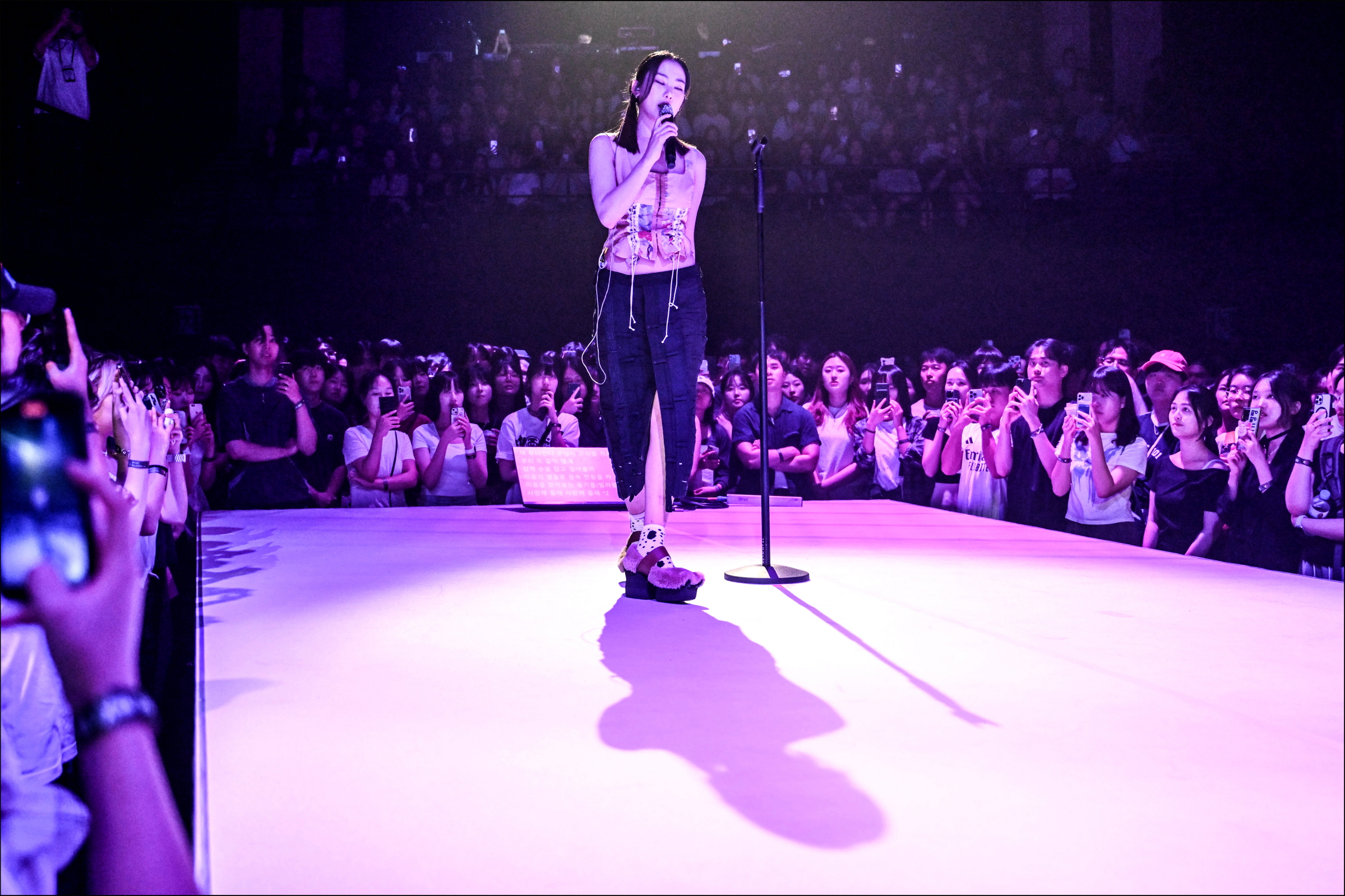 유라 <꽤 많은 수의 촉수 돌기> _싱크넥스트24 멀티미디어 이미지