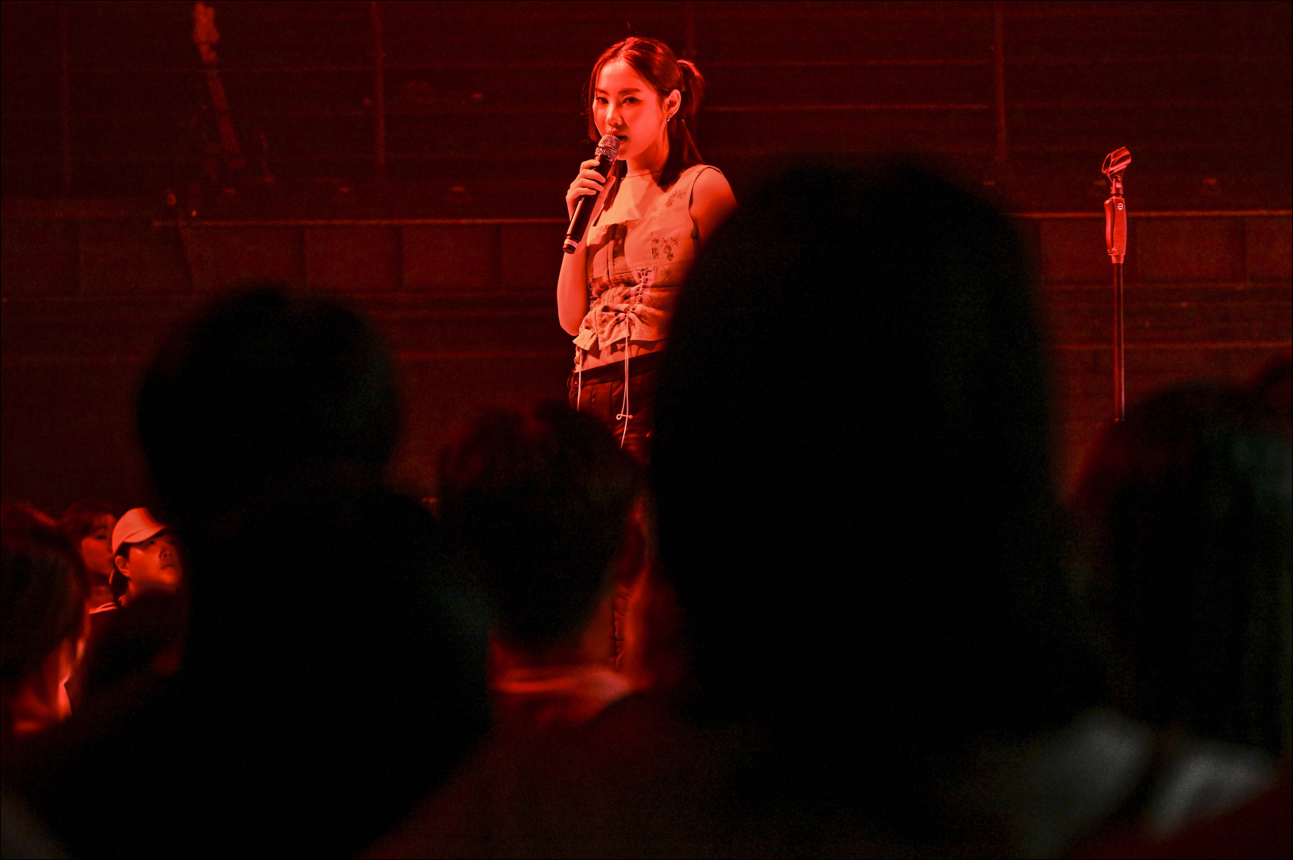 유라 <꽤 많은 수의 촉수 돌기> _싱크넥스트24 멀티미디어 이미지