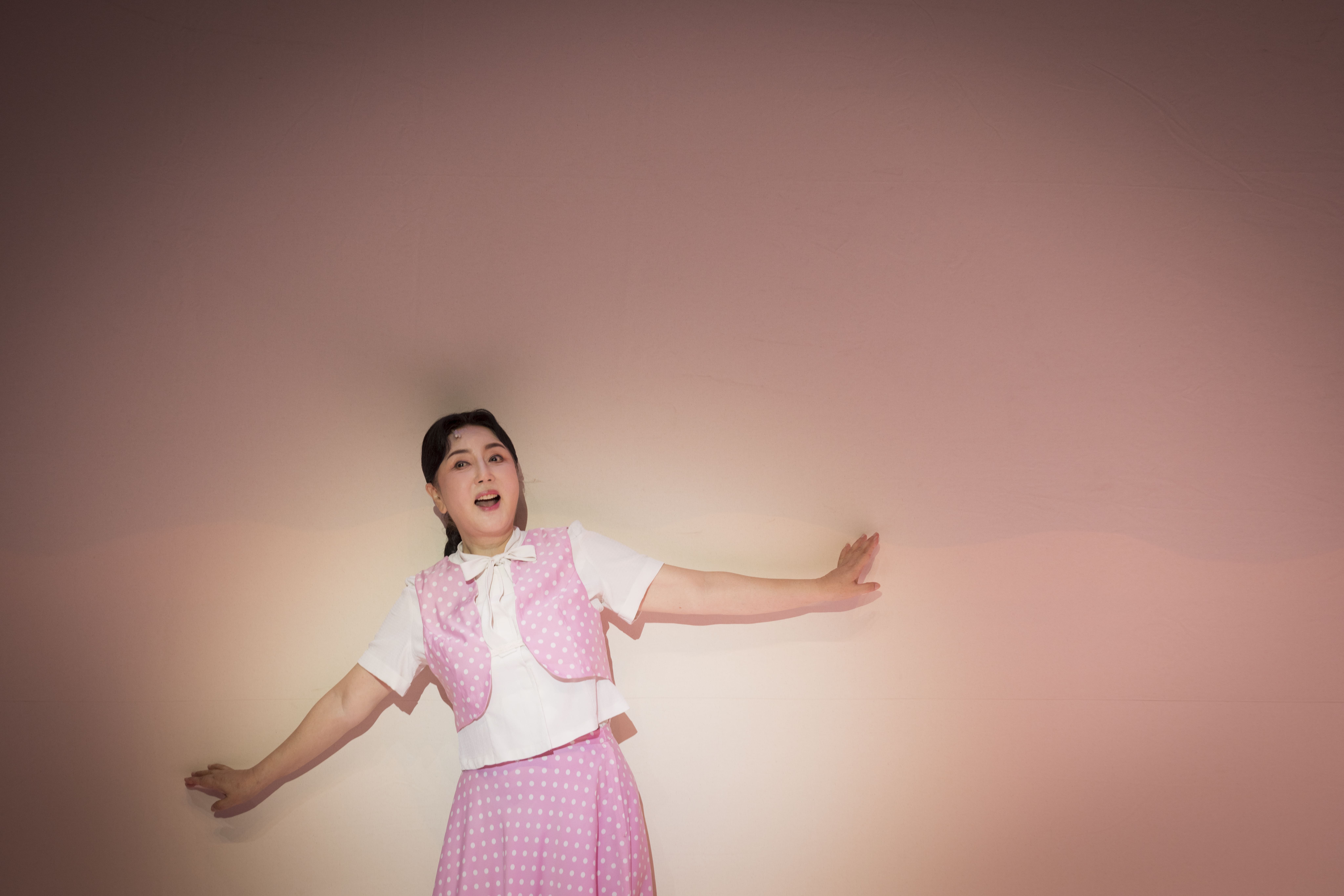 김성녀의 뮤지컬모노드라마 〈벽 속의 요정〉 멀티미디어 이미지