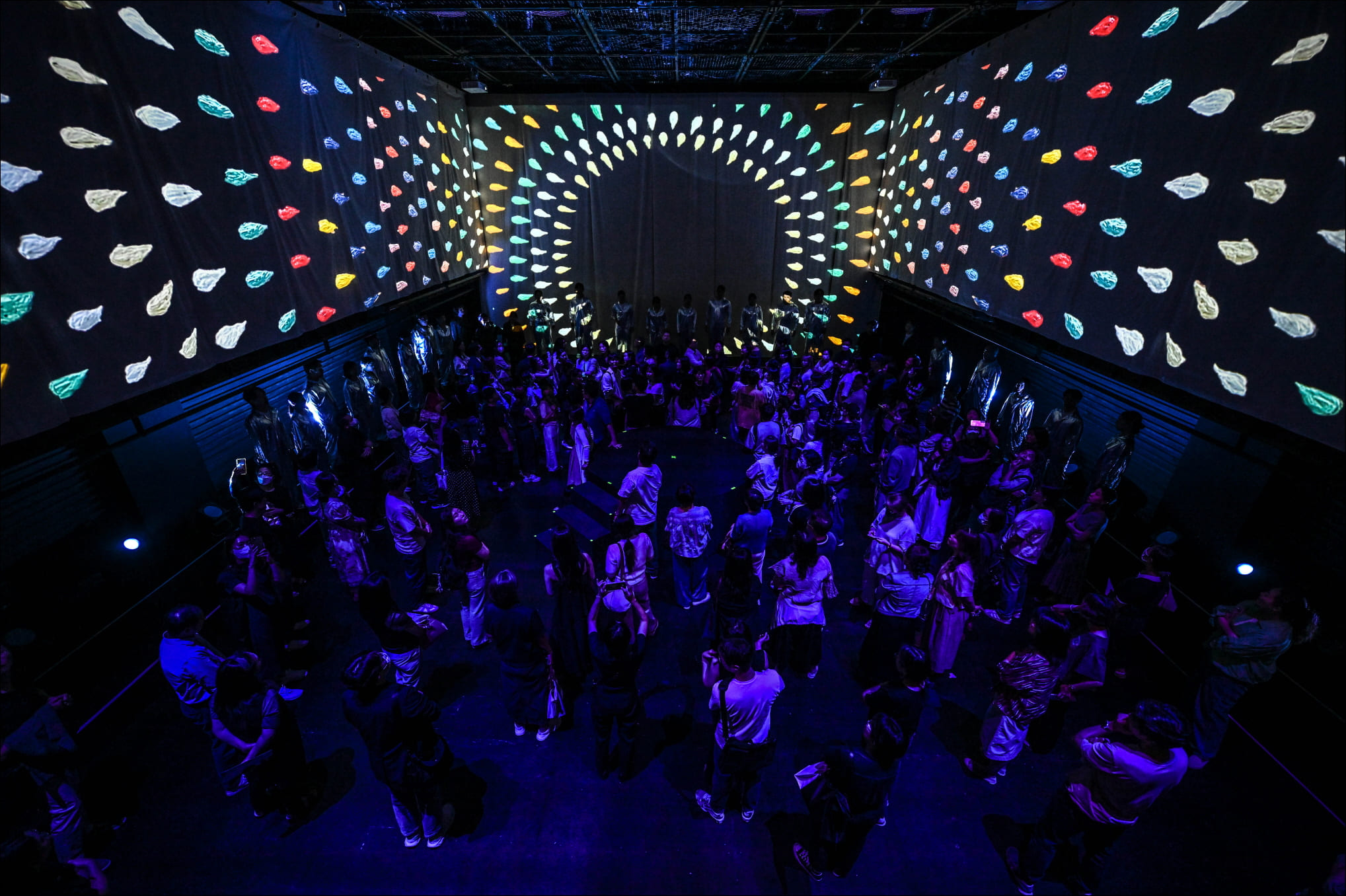 우국원 <ORIGINALLY> _싱크넥스트24 멀티미디어 이미지