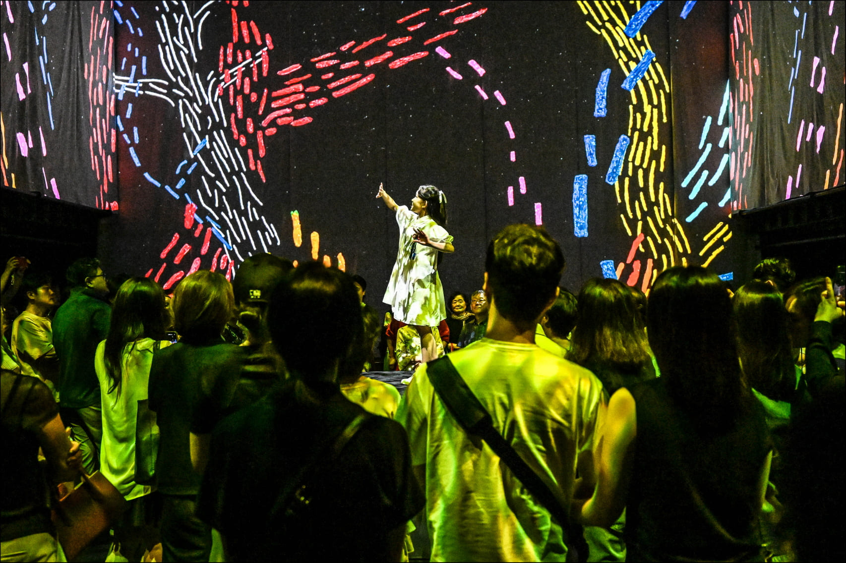 우국원 <ORIGINALLY> _싱크넥스트24 멀티미디어 이미지