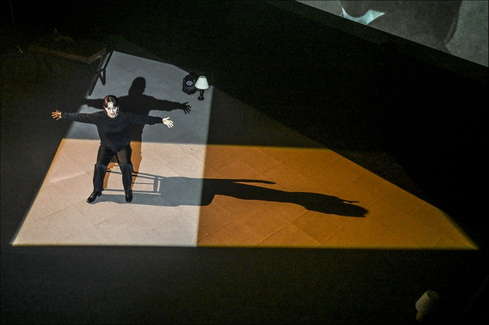 강남, 김효은, 이준우 on Sync Next 25 멀티미디어 이미지