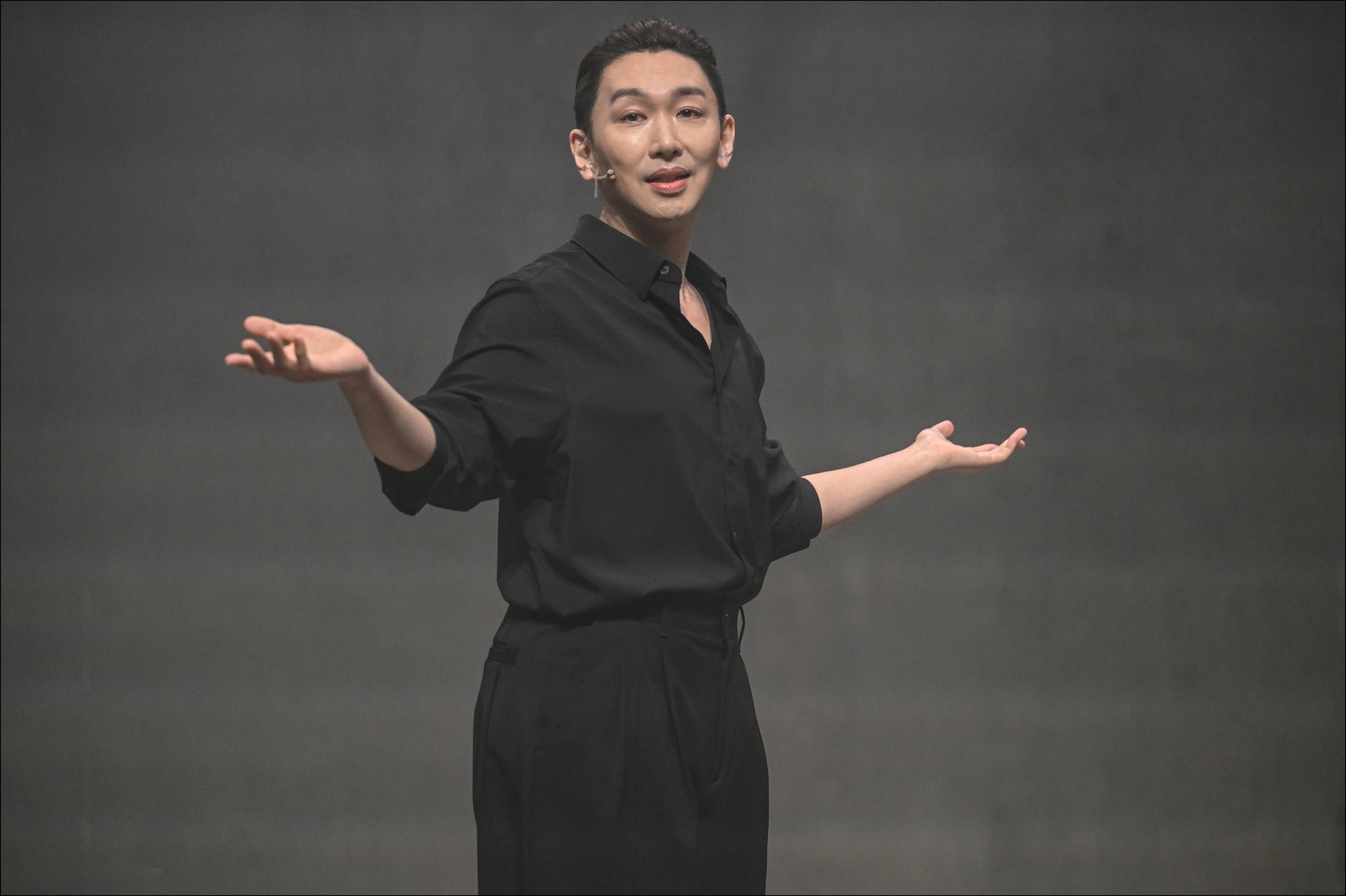 강남, 김효은, 이준우 on Sync Next 25 멀티미디어 이미지