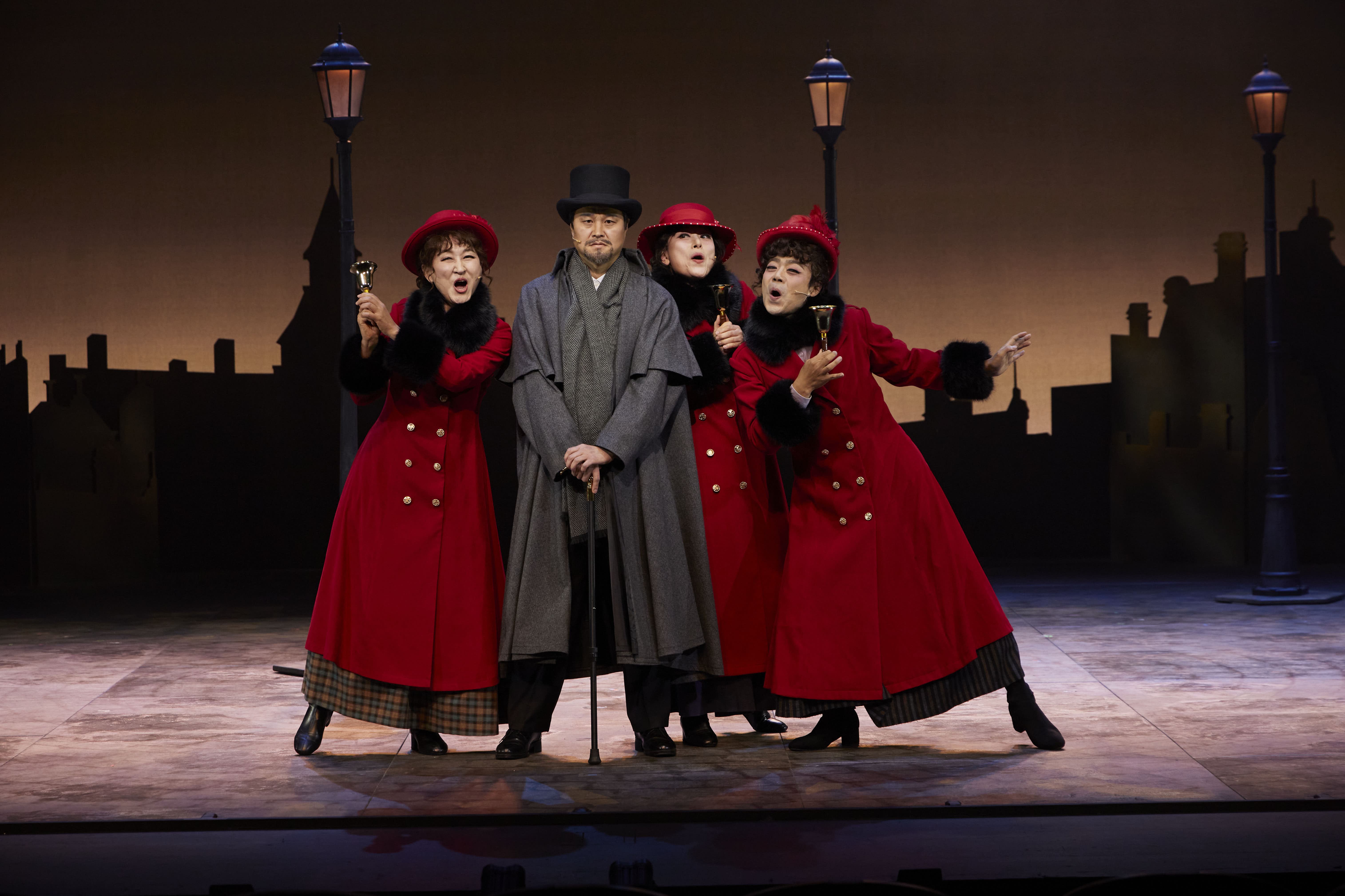 뮤지컬 크리스마스 캐럴 멀티미디어 이미지