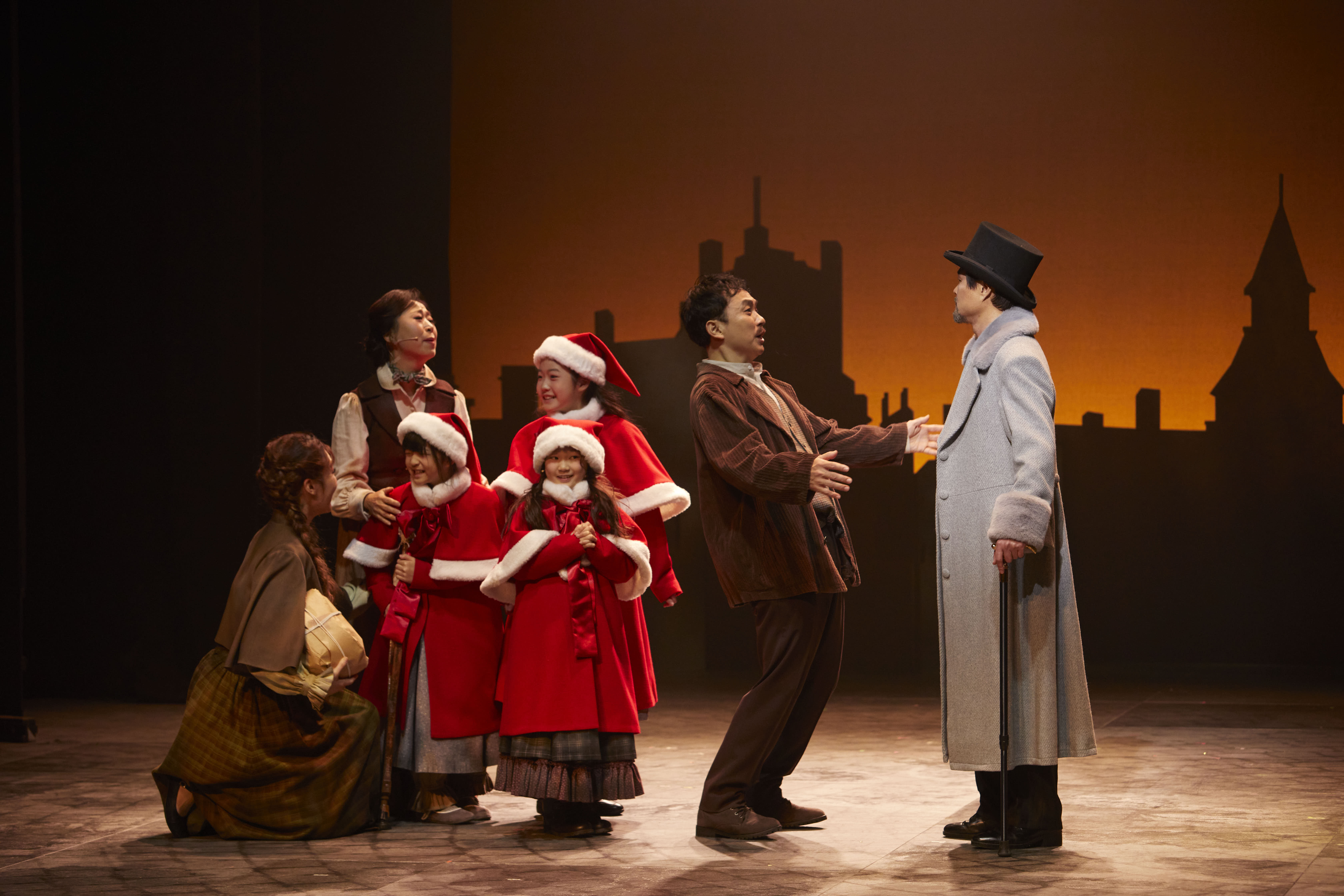 뮤지컬 크리스마스 캐럴 멀티미디어 이미지