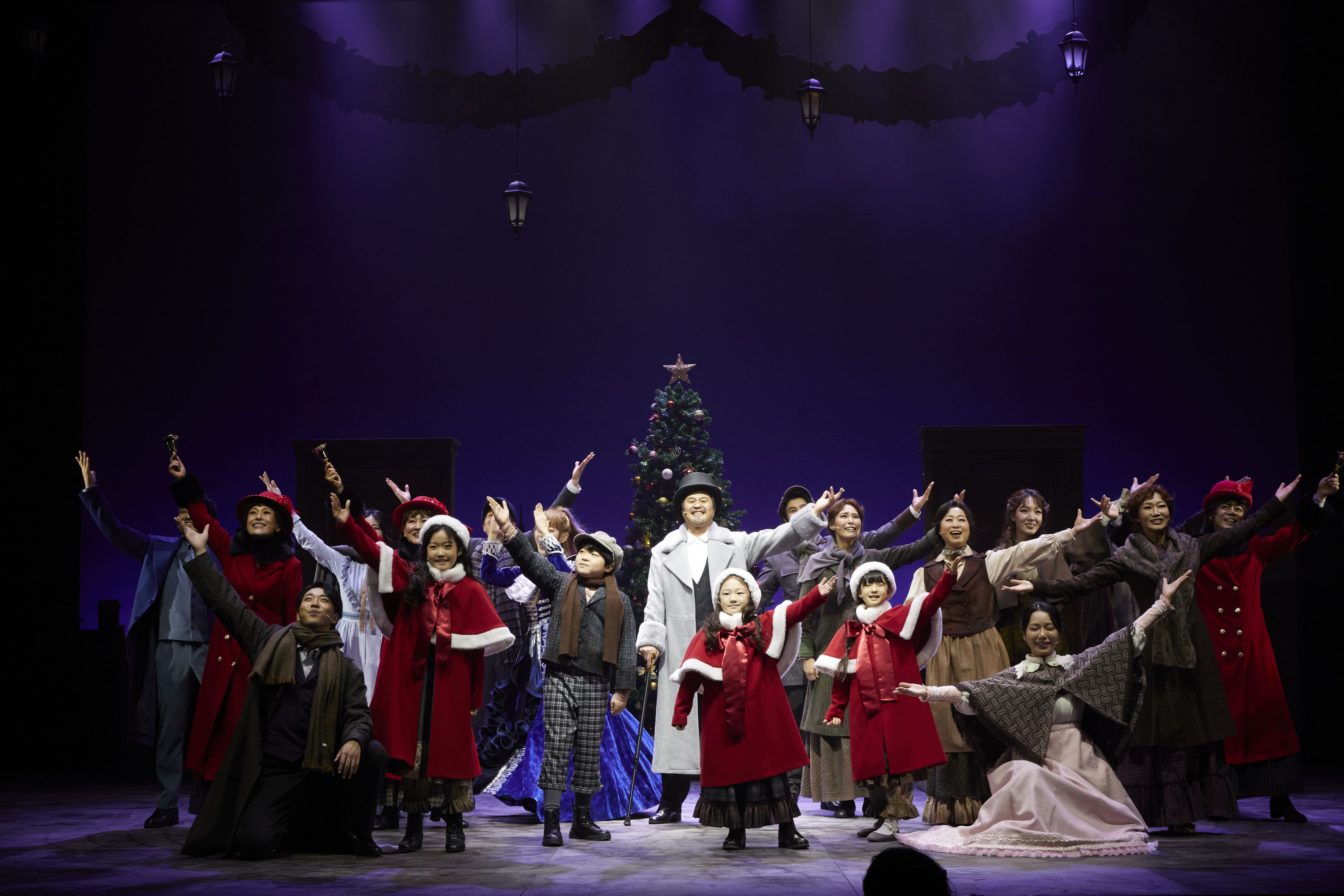 뮤지컬 크리스마스 캐럴 멀티미디어 이미지