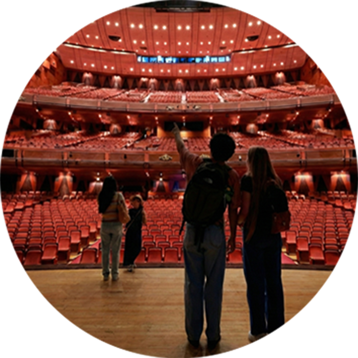 대극장 이미지